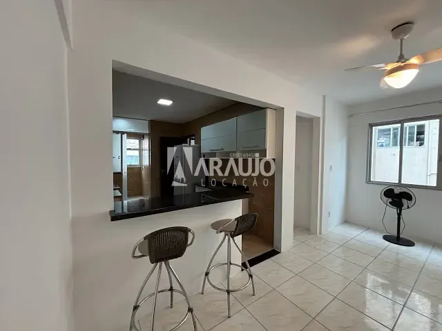 Apartamento com 55m² 2 quartos e 1 banheiro, para alugar, no bairro Centro em Itajaí