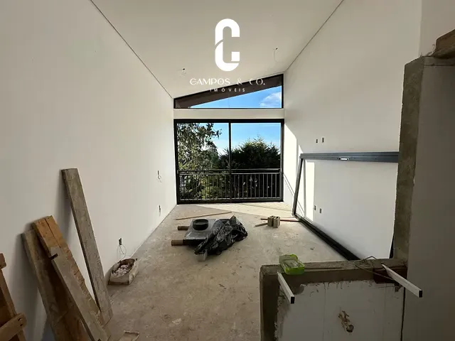 Apartamento 1 quarto e 1 banheiro, à venda, no bairro Alto do Capivari em Campos do Jordão