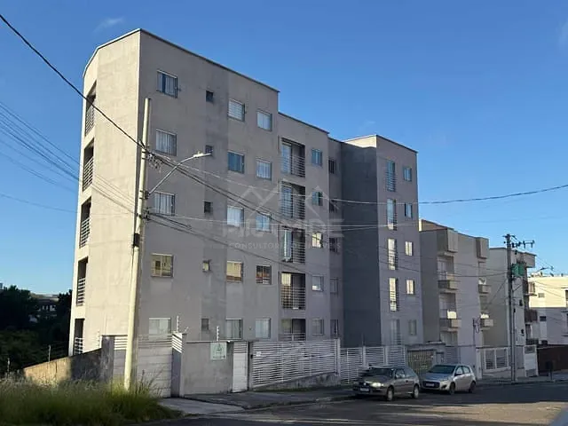 Apartamento 2 quartos e 1 banheiro, para alugar, no bairro Residencial Greenville em Poços de Caldas