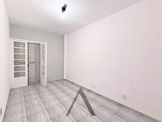 Apartamento 2 quartos e 2 banheiros, à venda ou para alugar, no bairro Bela Vista em São Paulo