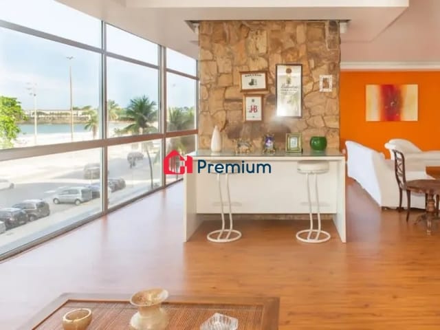 Apartamento 4 quartos e 2 banheiros, à venda, no bairro Copacabana em Rio de Janeiro
