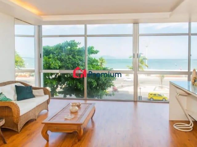 Apartamento 4 quartos e 2 banheiros, à venda, no bairro Copacabana em Rio de Janeiro