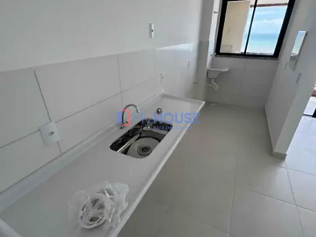 Apartamento com 82m² 3 quartos e 2 banheiros, para alugar, no bairro Nossa Senhora da Vitória em Ilhéus