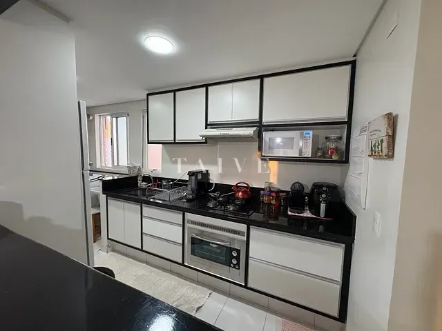 Apartamento com 111m² 2 quartos e 2 banheiros, à venda, no bairro Vila Ipiranga em Londrina