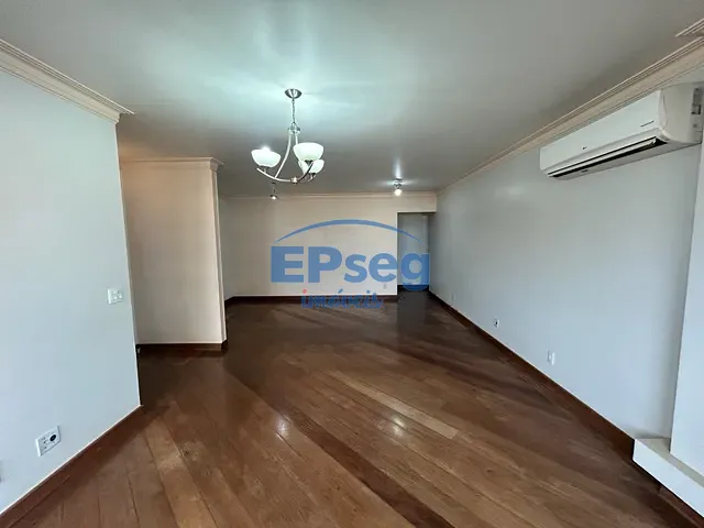 Apartamento com 257m² 4 quartos e 1 banheiro, à venda ou para alugar, no bairro Centro em Londrina