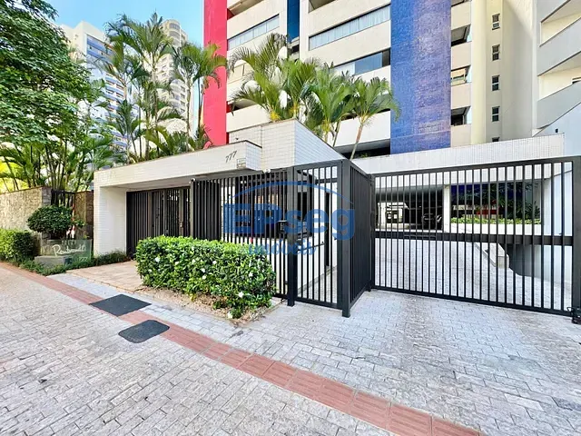 Apartamento com 257m² 4 quartos e 1 banheiro, à venda ou para alugar, no bairro Centro em Londrina