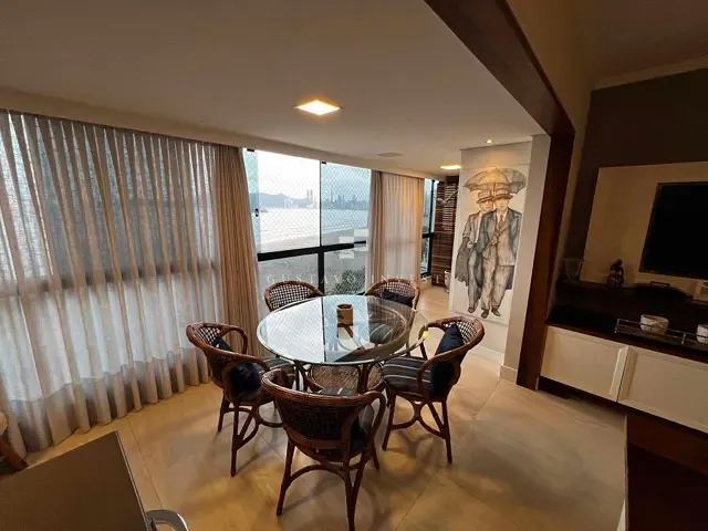 Apartamento 3 quartos e 3 banheiros, para alugar, no bairro Centro em Balneário Camboriú