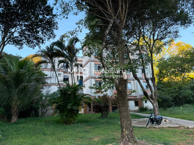 Apartamento 2 quartos e 1 banheiro, à venda, no bairro Colinas em Cataguases