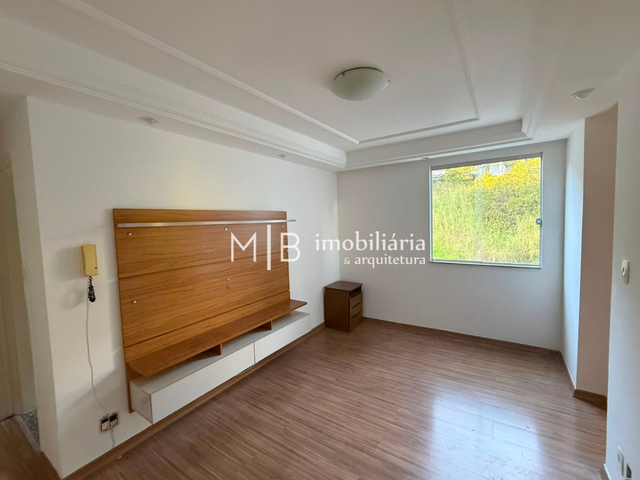 Apartamento 2 quartos e 1 banheiro, à venda, no bairro Colinas em Cataguases