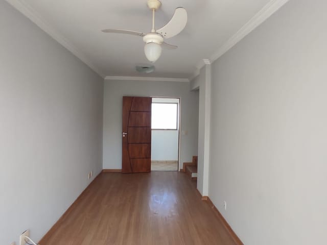 Foto do Apartamento - Apartamento DUPLEX à venda - Ed. PORTO PRÍNCIPE, R$. 210.000,00 , 03 quartos, sacada, 65 m2, Centro, Londrina, PR | Grupo Mitral Imóveis