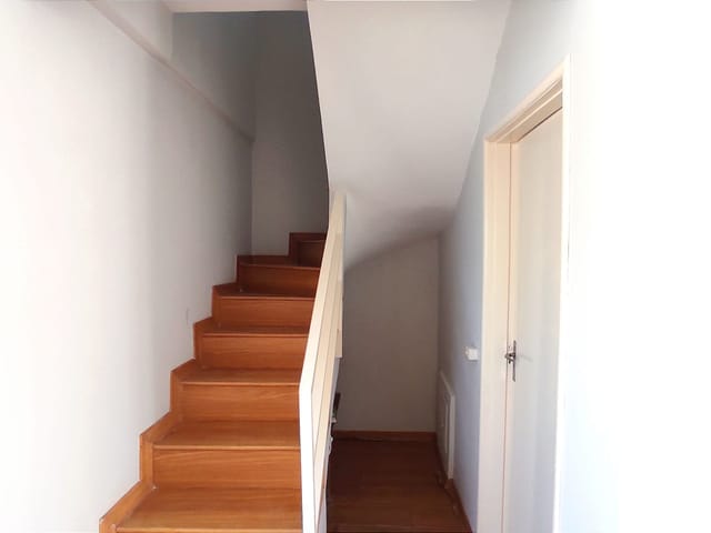 Foto do Apartamento - Apartamento DUPLEX à venda - Ed. PORTO PRÍNCIPE, R$. 210.000,00 , 03 quartos, sacada, 65 m2, Centro, Londrina, PR | Grupo Mitral Imóveis