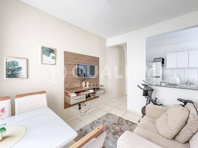 Apartamento 2 quartos e 1 banheiro, à venda, no bairro Vila Velha em Fortaleza