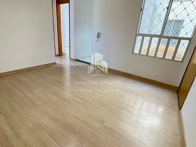 Apartamento 2 quartos e 1 banheiro, à venda, no bairro Serra Dourada em Vespasiano