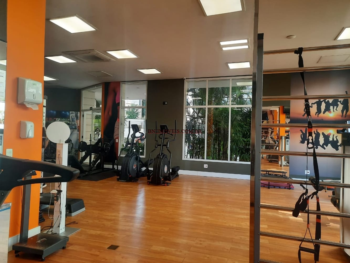 Apartamento para alugar com 4 quartos, 110m² - Foto 15