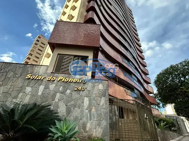 Apartamento 3 quartos e 5 banheiros, à venda, no bairro Centro em Londrina