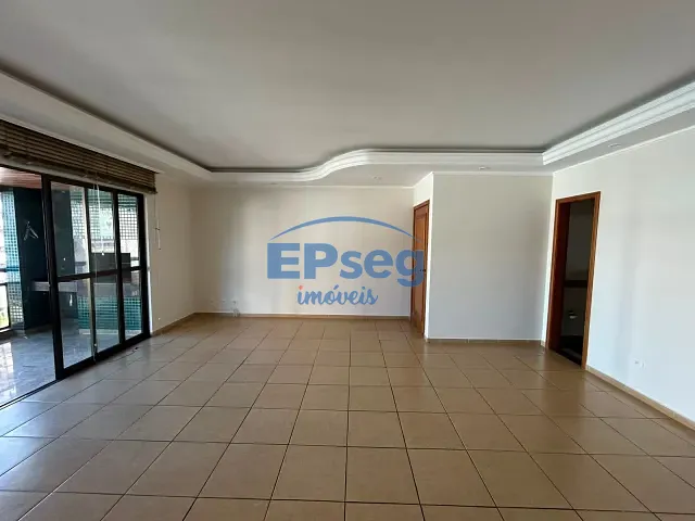 Apartamento 3 quartos e 5 banheiros, à venda, no bairro Centro em Londrina