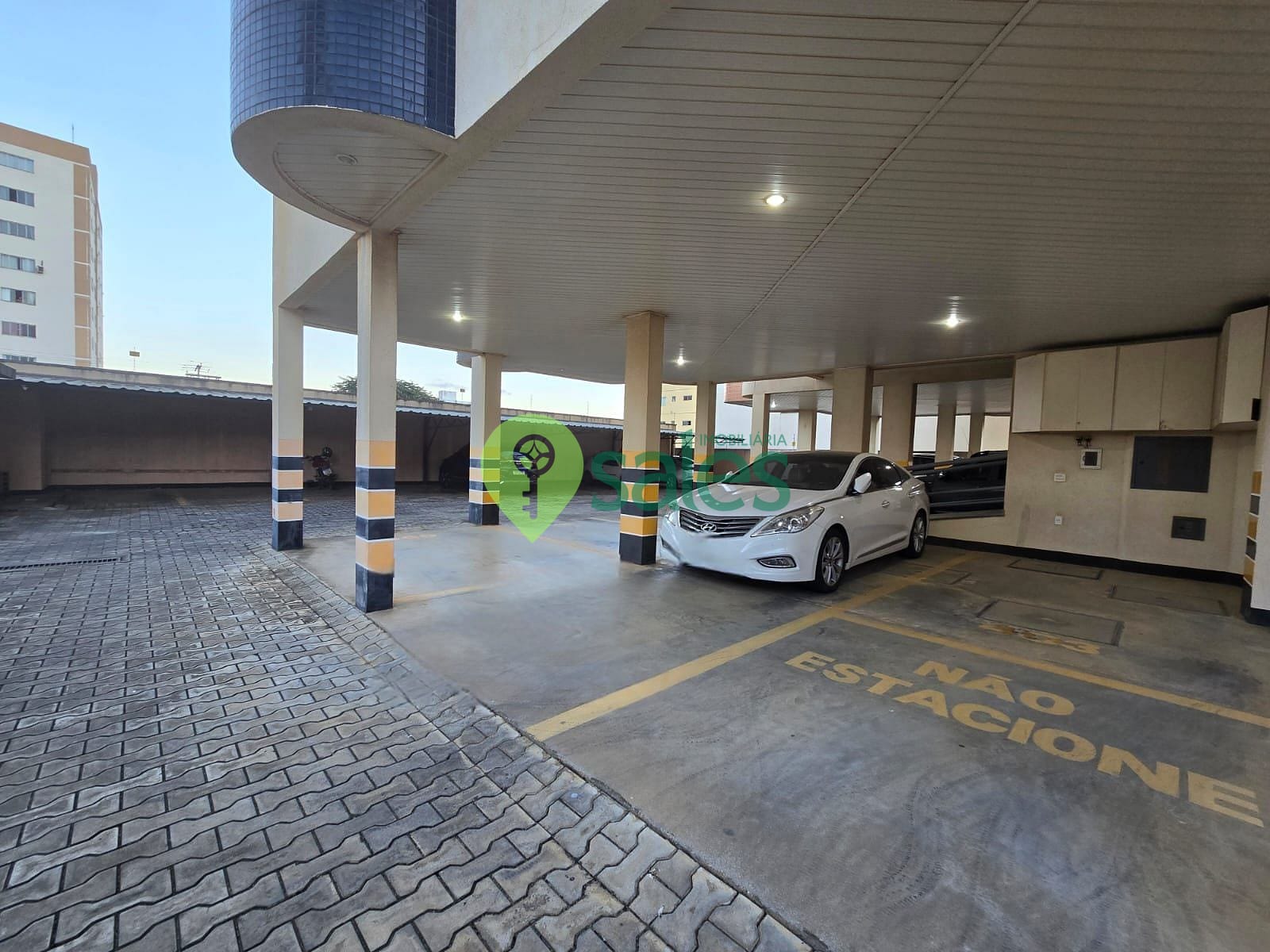 Apartamento à venda com 2 quartos, 90m² - Foto 13