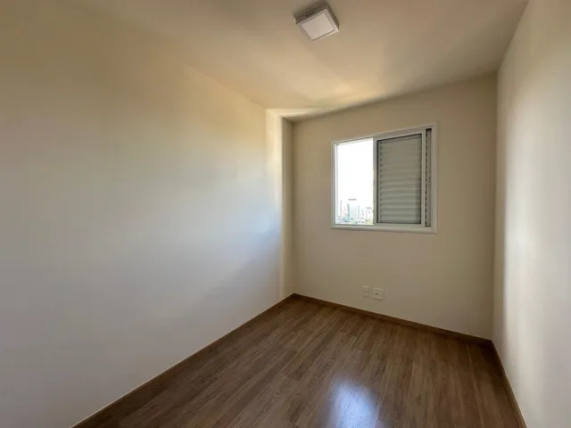 Apartamento com 109m² 3 quartos e 2 banheiros, para alugar, no bairro Aurora em Londrina