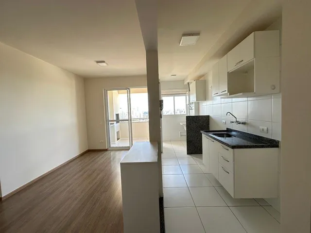 Apartamento com 109m² 3 quartos e 2 banheiros, para alugar, no bairro Aurora em Londrina