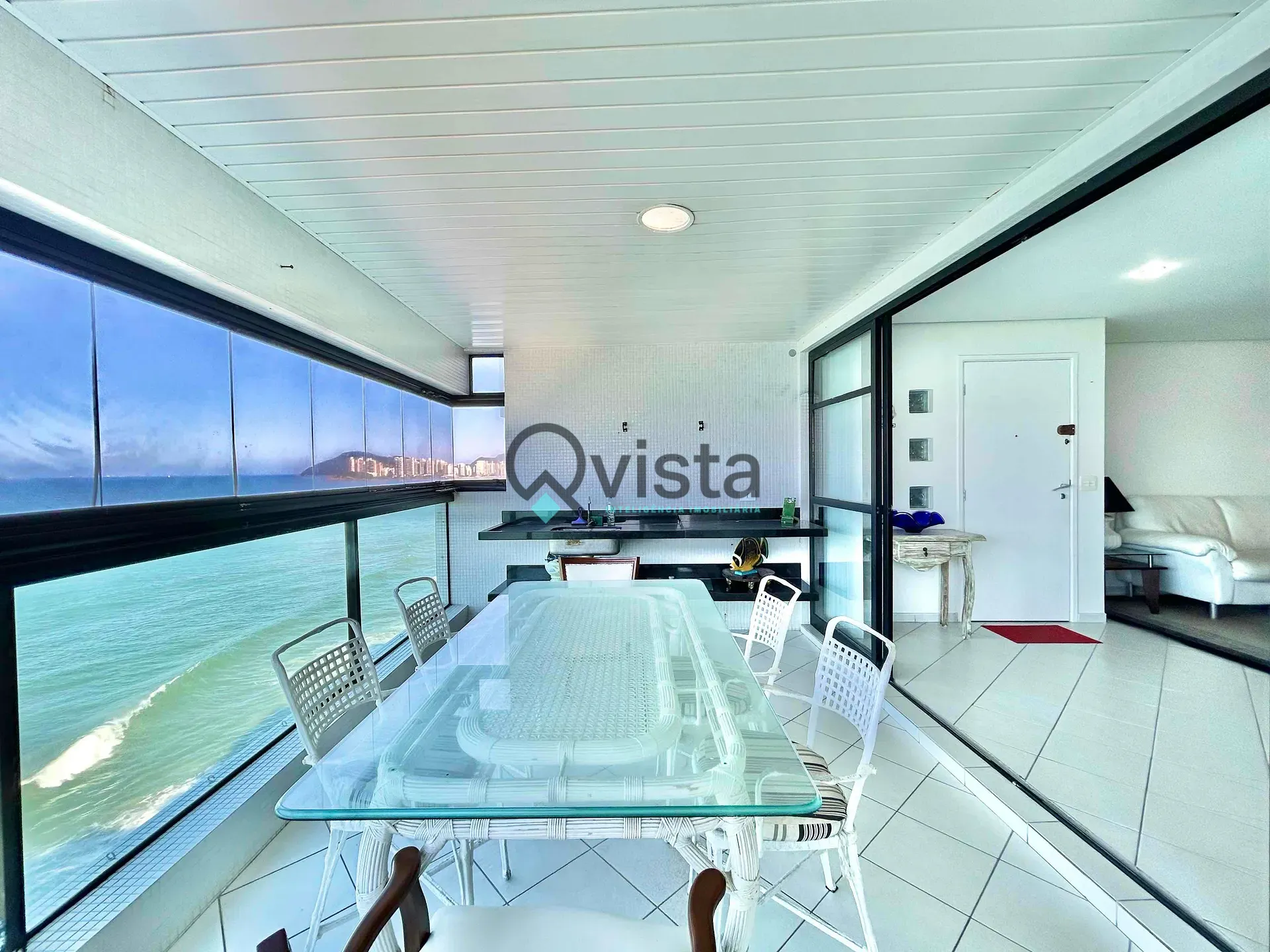 Apartamento, 3 quartos, 184 m² - Foto 2