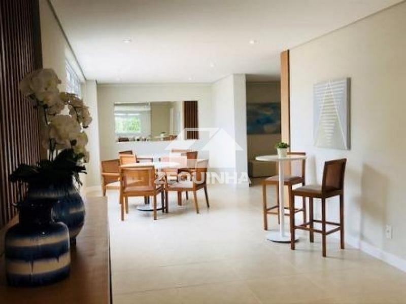 Apartamento à venda com 3 quartos, 74m² - Foto 12