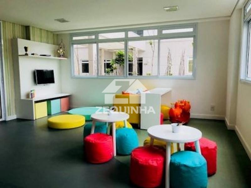 Apartamento à venda com 3 quartos, 74m² - Foto 18