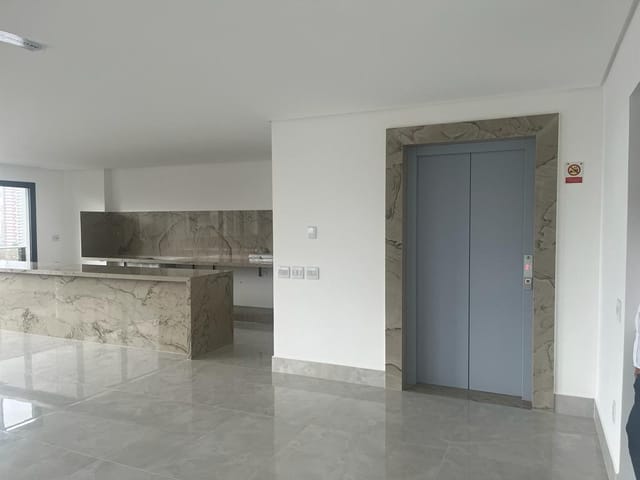 Apartamento 3 quartos e 5 banheiros, à venda, no bairro Setor Marista em Goiânia