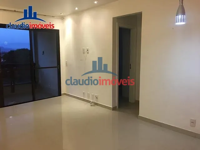 Apartamento 2 quartos e 1 banheiro, à venda, no bairro Barra da Tijuca em Rio de Janeiro