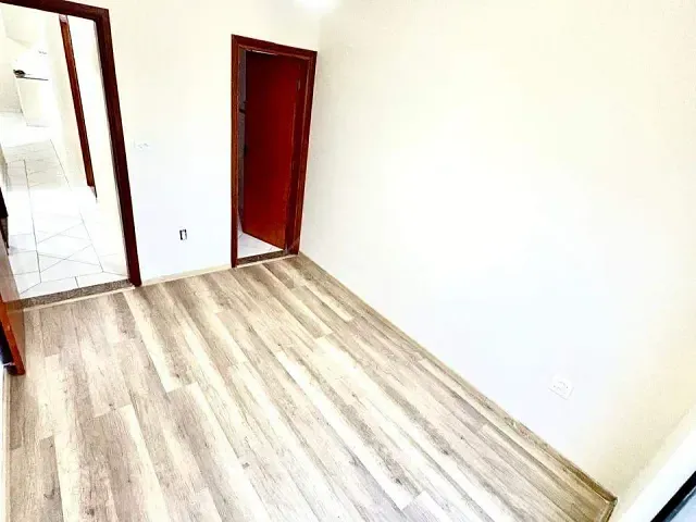 Apartamento 2 quartos e 2 banheiros, para alugar, no bairro Santa Ângela em Poços de Caldas
