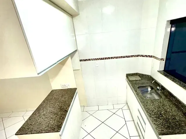 Apartamento 2 quartos e 2 banheiros, para alugar, no bairro Santa Ângela em Poços de Caldas