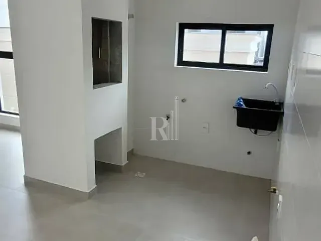 Apartamento 2 quartos e 2 banheiros, para alugar, no bairro Areias em Tijucas