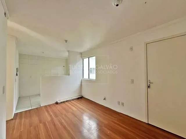 Apartamento com 40m² 2 quartos e 1 banheiro, à venda, no bairro Jardim Itaqui em Campo Largo