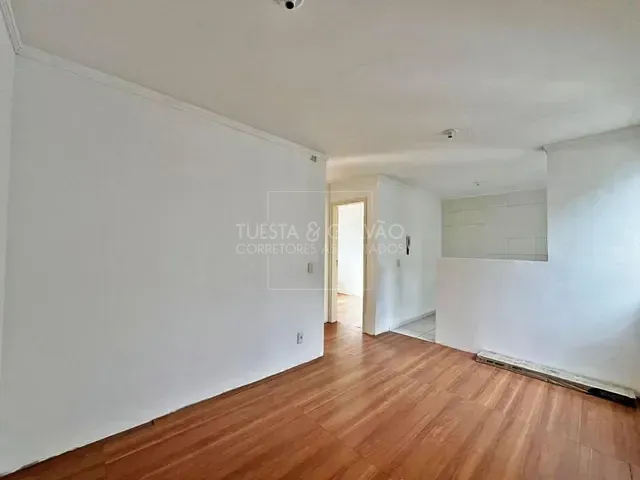 Apartamento com 40m² 2 quartos e 1 banheiro, à venda, no bairro Jardim Itaqui em Campo Largo