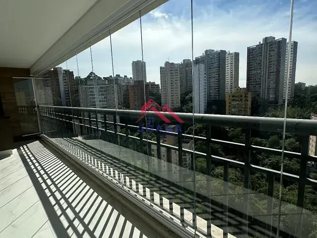 Apartamento 3 quartos e 5 banheiros, para alugar, no bairro Vila Andrade em São Paulo
