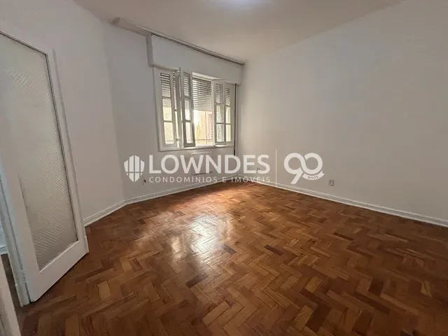 Apartamento 1 quarto e 1 banheiro, para alugar, no bairro Flamengo em Rio de Janeiro