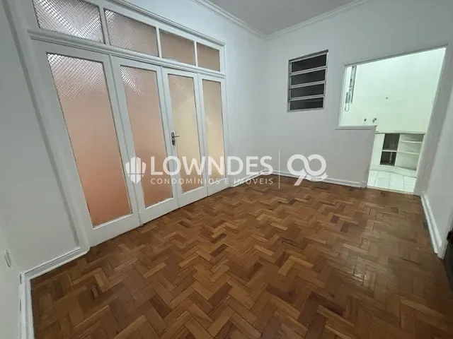 Apartamento 1 quarto e 1 banheiro, para alugar, no bairro Flamengo em Rio de Janeiro