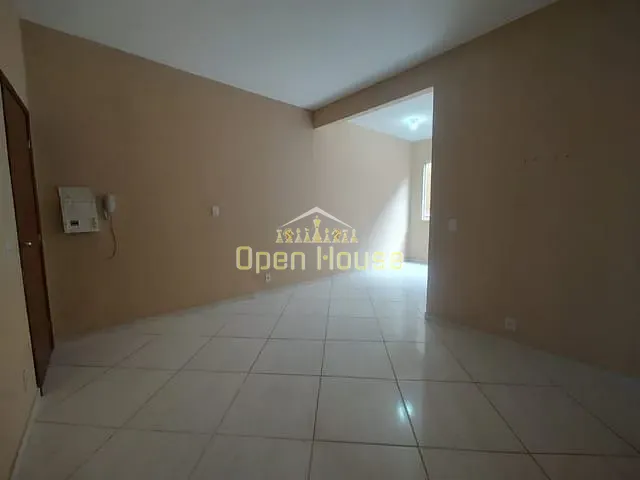 Apartamento com 75m² 2 quartos e 1 banheiro, para alugar, no bairro Vila Rica em Volta Redonda