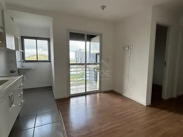 Apartamento 2 quartos e 1 banheiro, para alugar, no bairro Jardins de Florença em Poços de Caldas