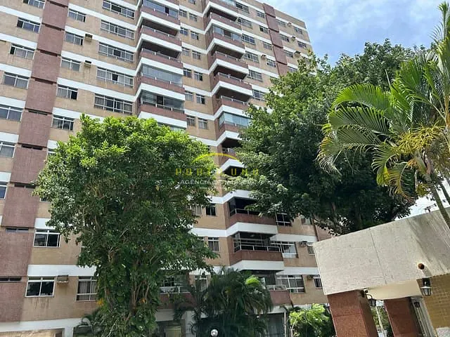 Apartamento 4 quartos e 5 banheiros, à venda, no bairro Itaigara em Salvador