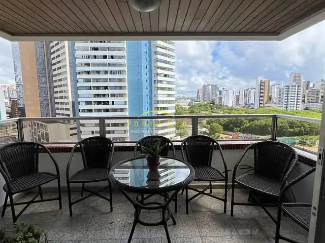 Apartamento 4 quartos e 5 banheiros, à venda, no bairro Itaigara em Salvador