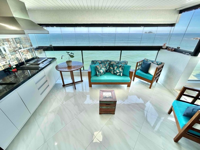 Apartamento Vista Mar à Venda na Pitangueiras no Guarujá