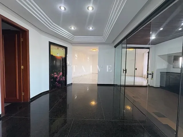 Apartamento com 445m² 3 quartos e 5 banheiros, à venda, no bairro Caiçaras em Londrina