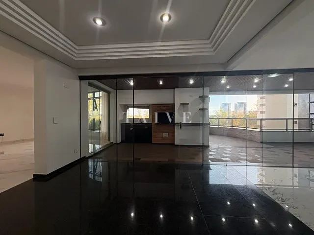 Apartamento com 445m² 3 quartos e 5 banheiros, à venda, no bairro Caiçaras em Londrina