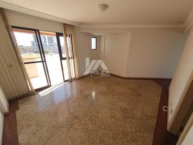 Apartamento 3 quartos e 3 banheiros, à venda, no bairro Centro em Ponta Grossa