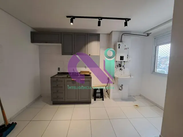 Apartamento com 54m² 2 quartos e 2 banheiros, para alugar, no bairro Vila Osasco em Osasco