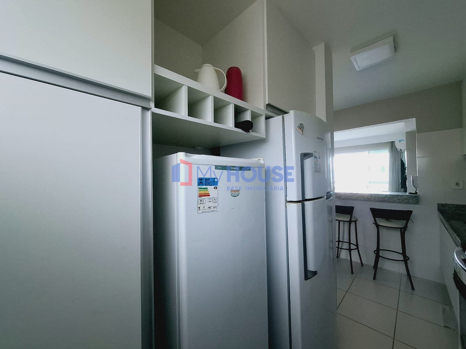 Apartamento à venda com 2 quartos, 61m² - Foto 19