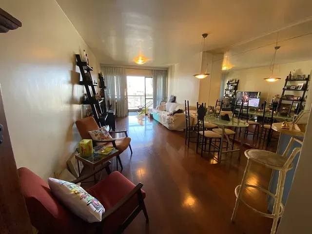 Apartamento com 117m² 3 quartos e 2 banheiros, à venda, no bairro Copacabana em Rio de Janeiro