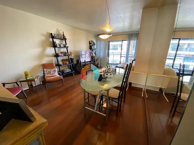 Apartamento com 117m² 3 quartos e 2 banheiros, à venda, no bairro Copacabana em Rio de Janeiro