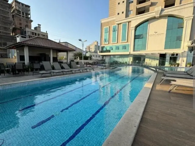 Apartamento 2 quartos e 2 banheiros, à venda, no bairro meia praia em Itapema