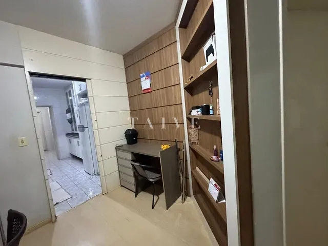 Apartamento com 170m² 3 quartos e 2 banheiros, à venda, no bairro Centro em Londrina